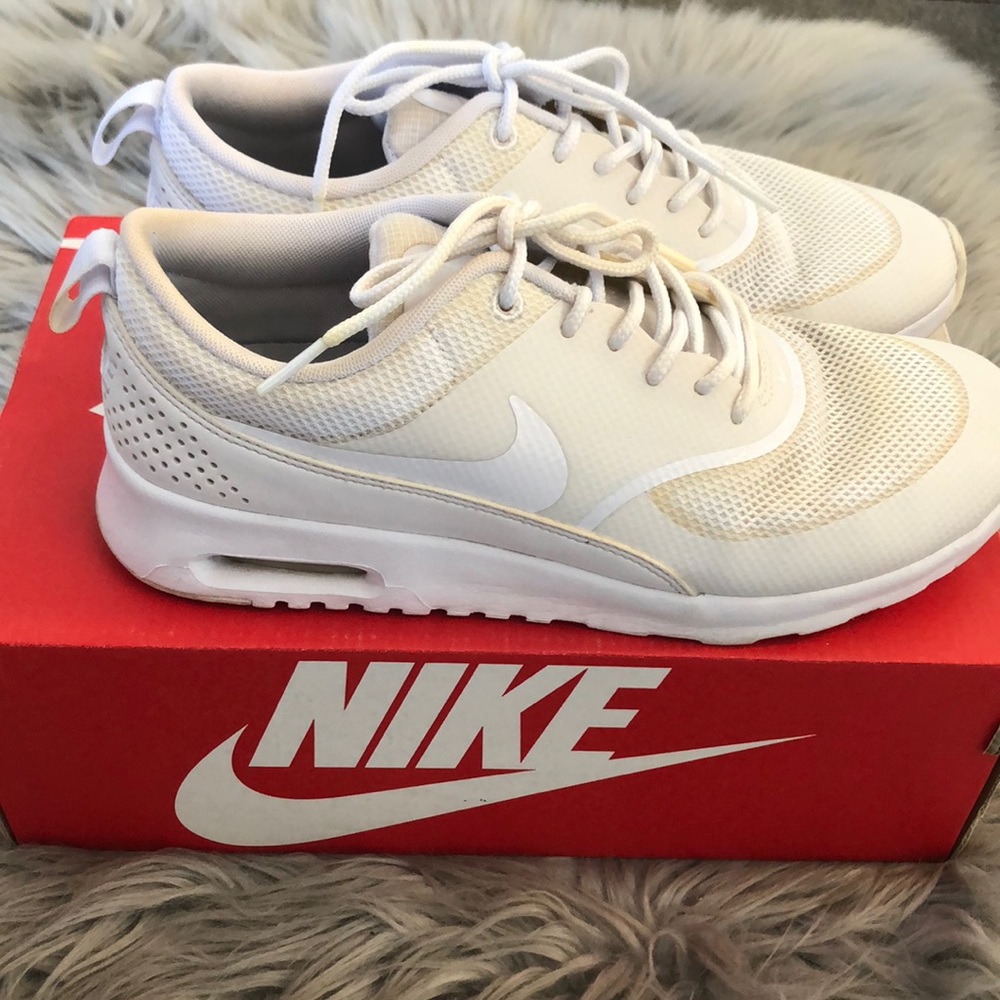 Nike Sneakers